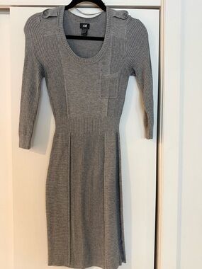 H&M Light Gray Ribbed Long-Sleeve Midi Dress